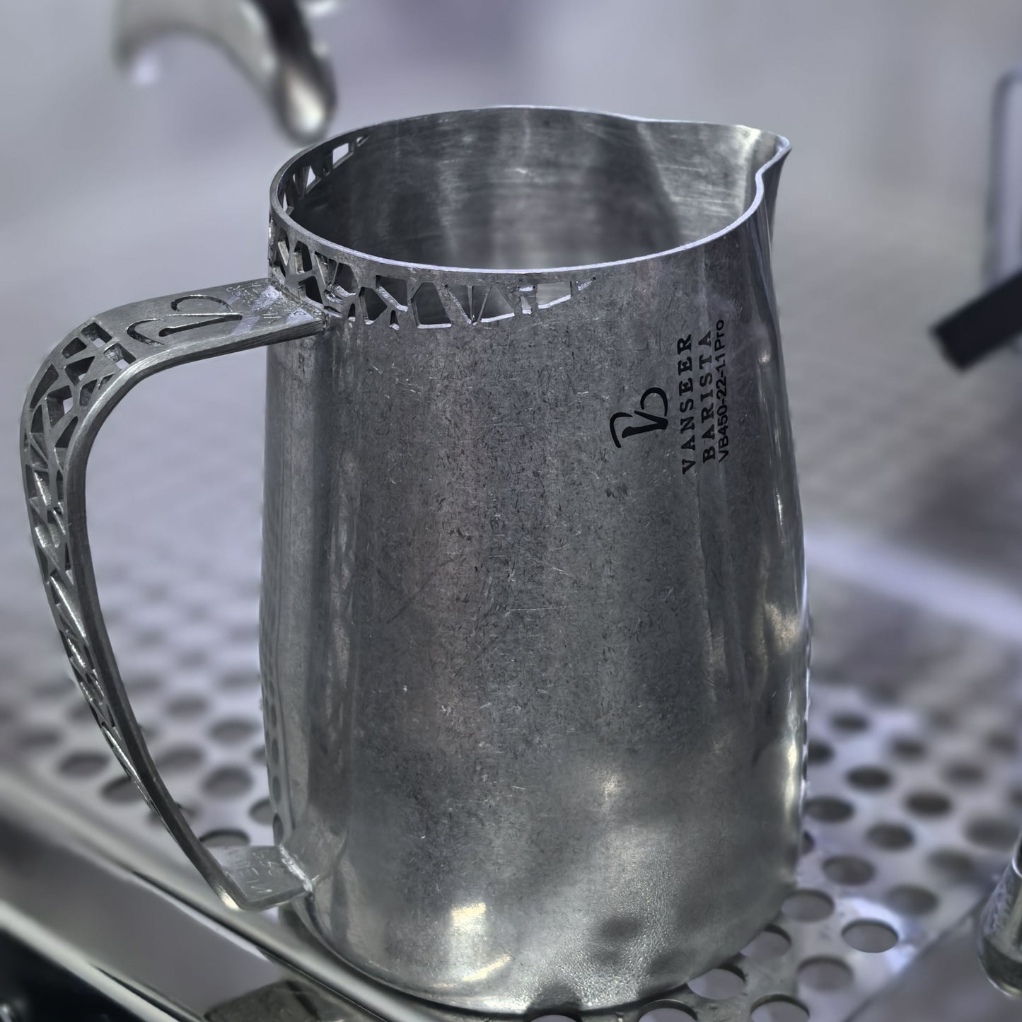 VS001 Hollow Style Latte Art Pitcher 450ML